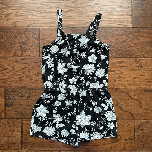 Place Other - The Children’s Place Girl’s XL (14) Black And White Floral Sleeveless Romper